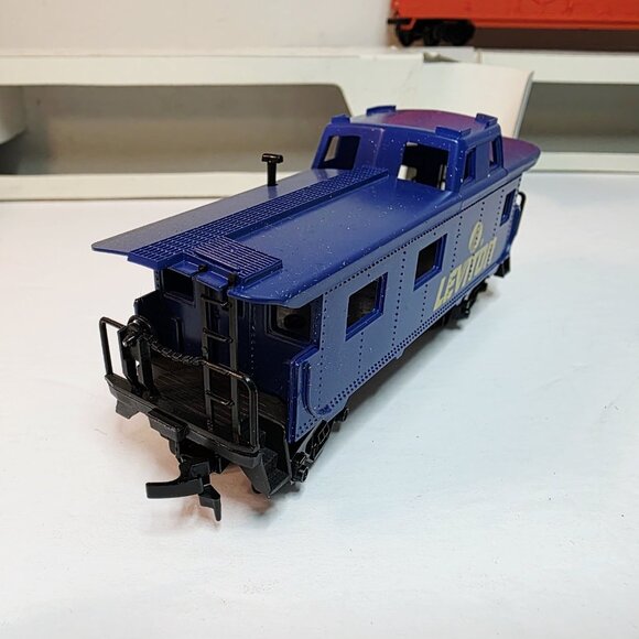 3 Vtg IHC Slovenia HO Scale Train Cars Tanker Caboose Leviton Panduit Klein - Picture 6 of 11